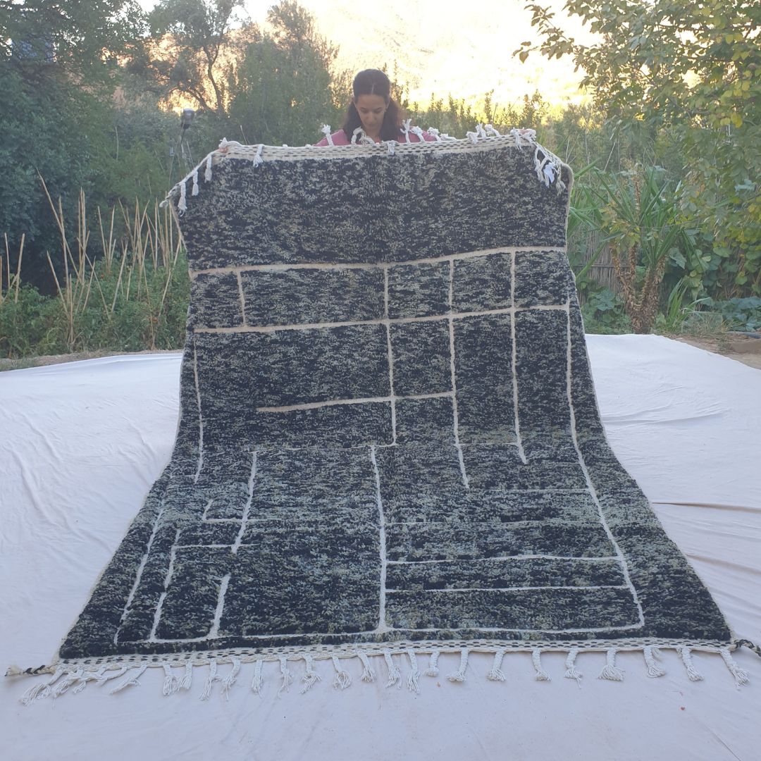 Frakha | Charcoal Black Geometric Beni Ourain Shag Rug 6x9 ft - Handwoven Moroccan Wool Berber Carpet for Modern Living Room | 6'66x9'74 Ft | 203x297 cm - OunizZ