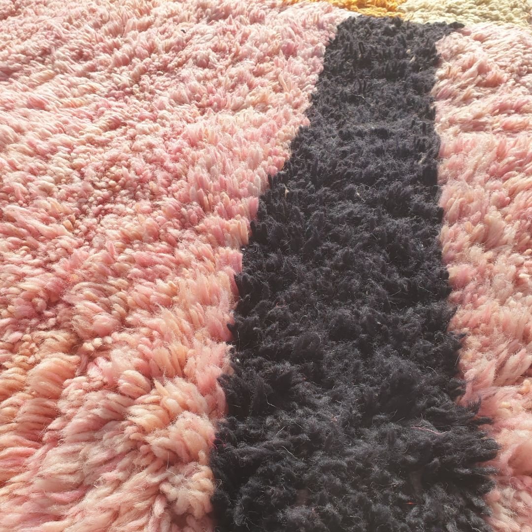 Idouh | 8x11 Moroccan Rug Pink & Orange Berber Beni Ourain for Living Room or Bedroom | 8'37x11'38 Ft | 255x347 cm - OunizZ