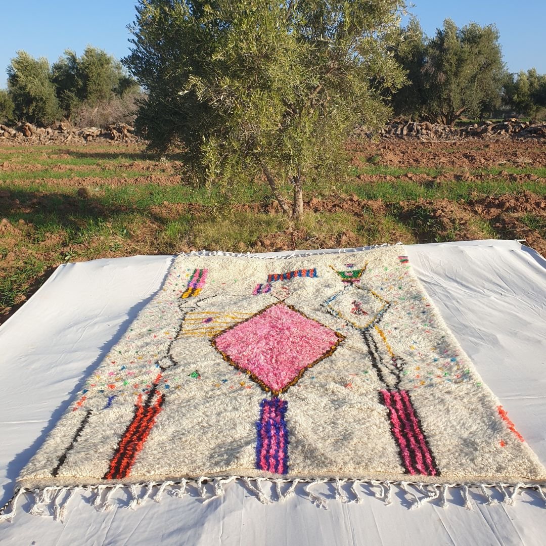 Kabla - Berber White Moroccan Rug 6x9 Azilal | Authentic Handmade Rug | 6'43x9'61 ft | 196x293 cm - OunizZ