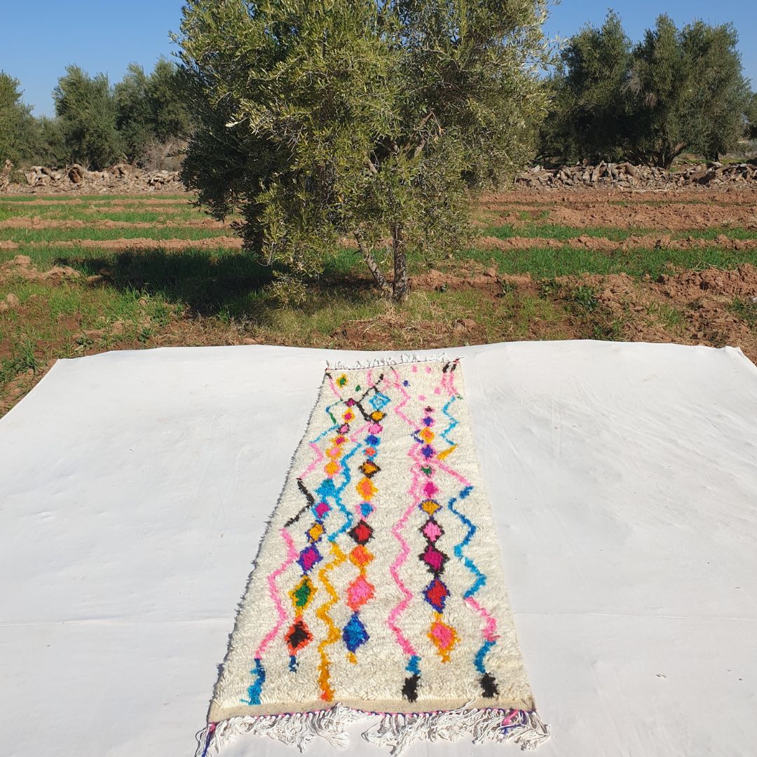 Klaya Runner - 2x9 Moroccan Hallway Runner Rug | Authentic White Azilal Wool Berber Runner | 2'62x9'74 Ft | 80x297 cm - OunizZ