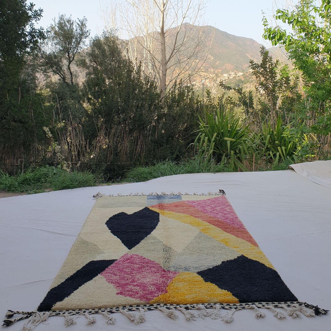 Mchila | Authentic Beni Ourain 4x7 Colorful Moroccan Rug | 4'82x7'87 Ft | 147x240 cm - OunizZ