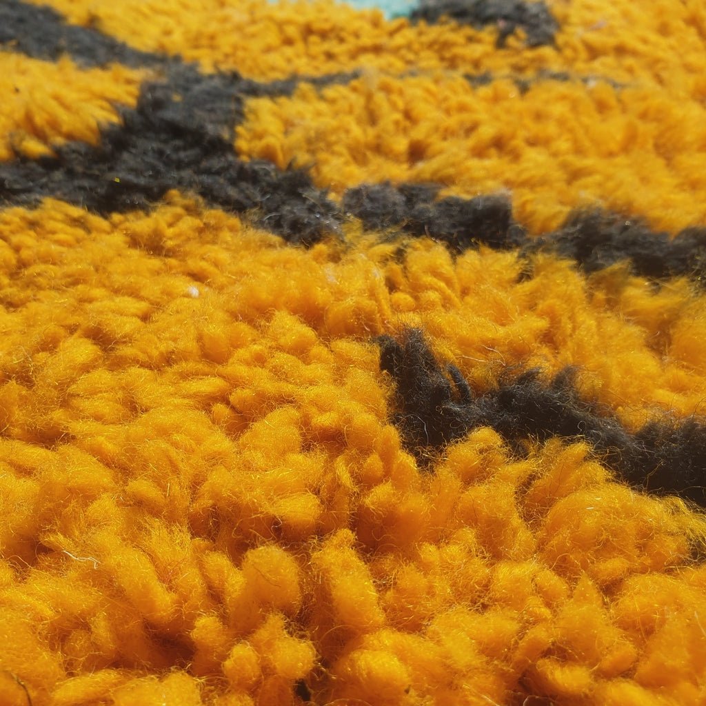 Hasania - MOROCCAN BOUJAAD RUG | Berber Colorful Area Rug for living room Handmade Authentic Wool | 9'8x6'6 Ft | 2x3 m - OunizZ