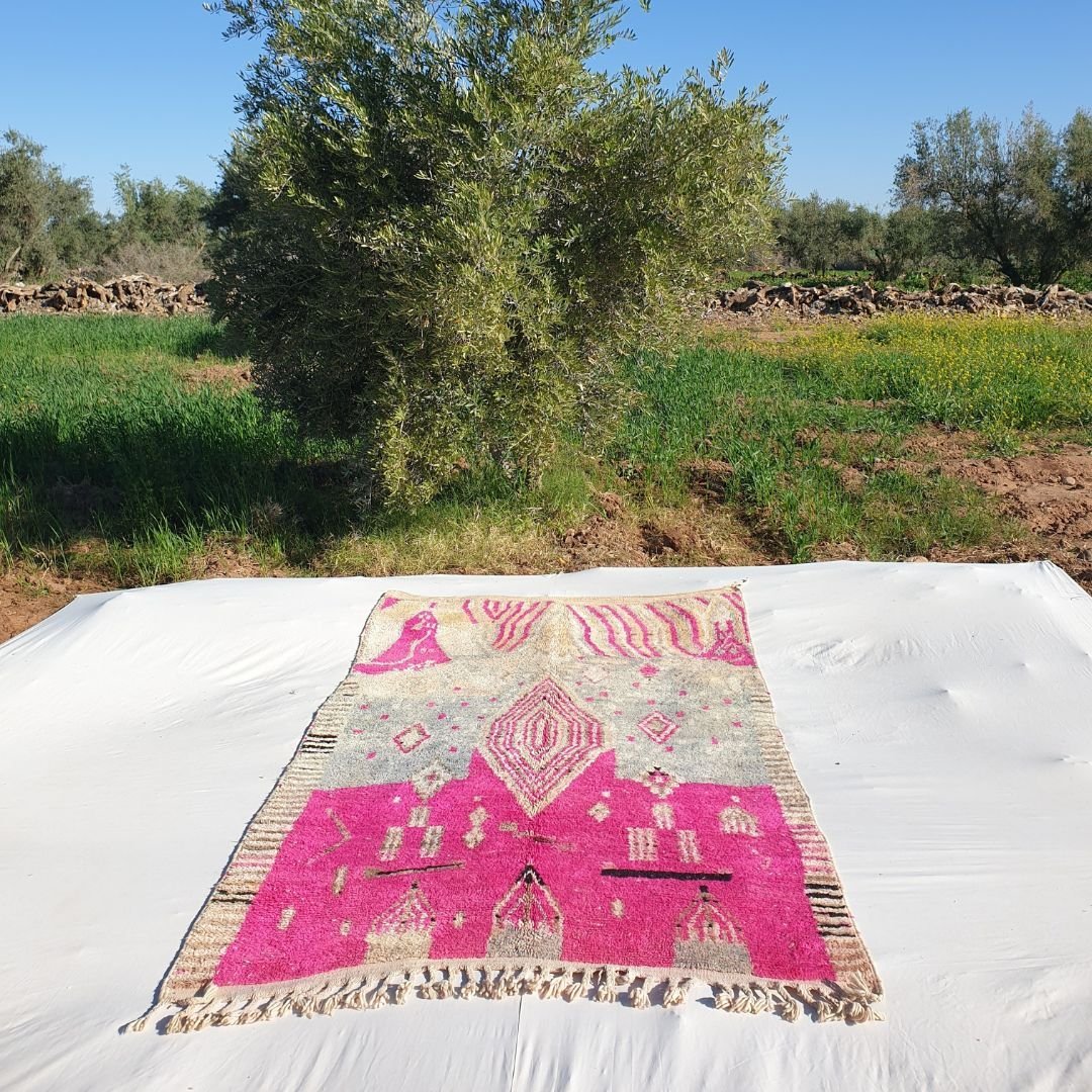 Kenan - Moroccan Rug 5x8 Boujaad Authentic Berber Rug | Handmade Bedroom Carpet | 5'3x8'3 Ft | 161x254 cm - OunizZ