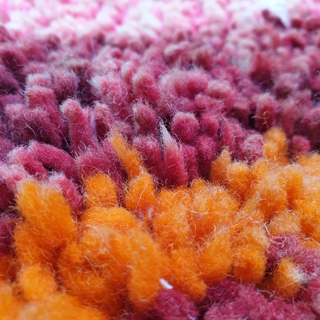 Molka - MOROCCAN BOUJAAD RUG | Berber Colorful Area Rug for living room Handmade Authentic Wool | 9'7x5'6 Ft | 295x170 cm - OunizZ