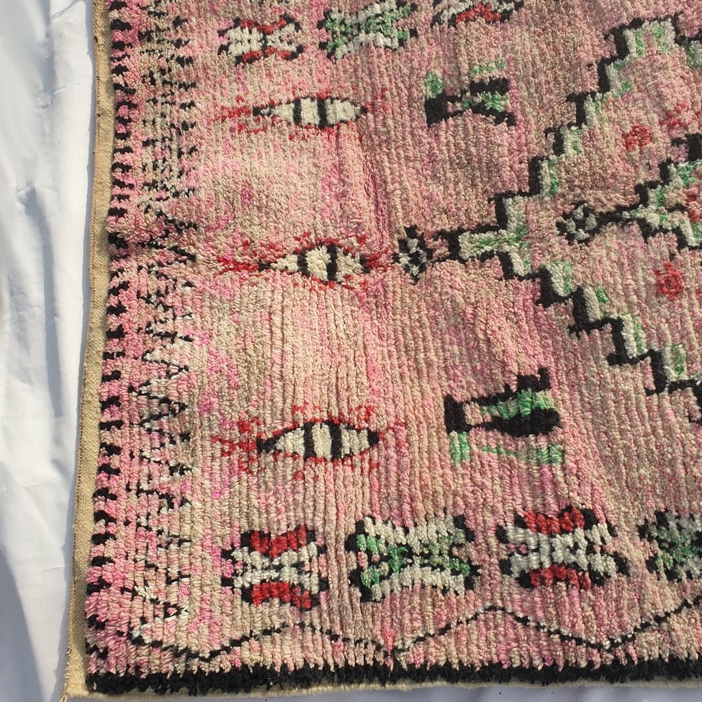 MOROCCAN BOUJAAD RUG | Moroccan Berber Rug | Colorful Rug Moroccan Carpet | Authentic Handmade Berber Bedroom Rugs | 8'4x5'3 Ft | 2,57x1,62 m - OunizZ