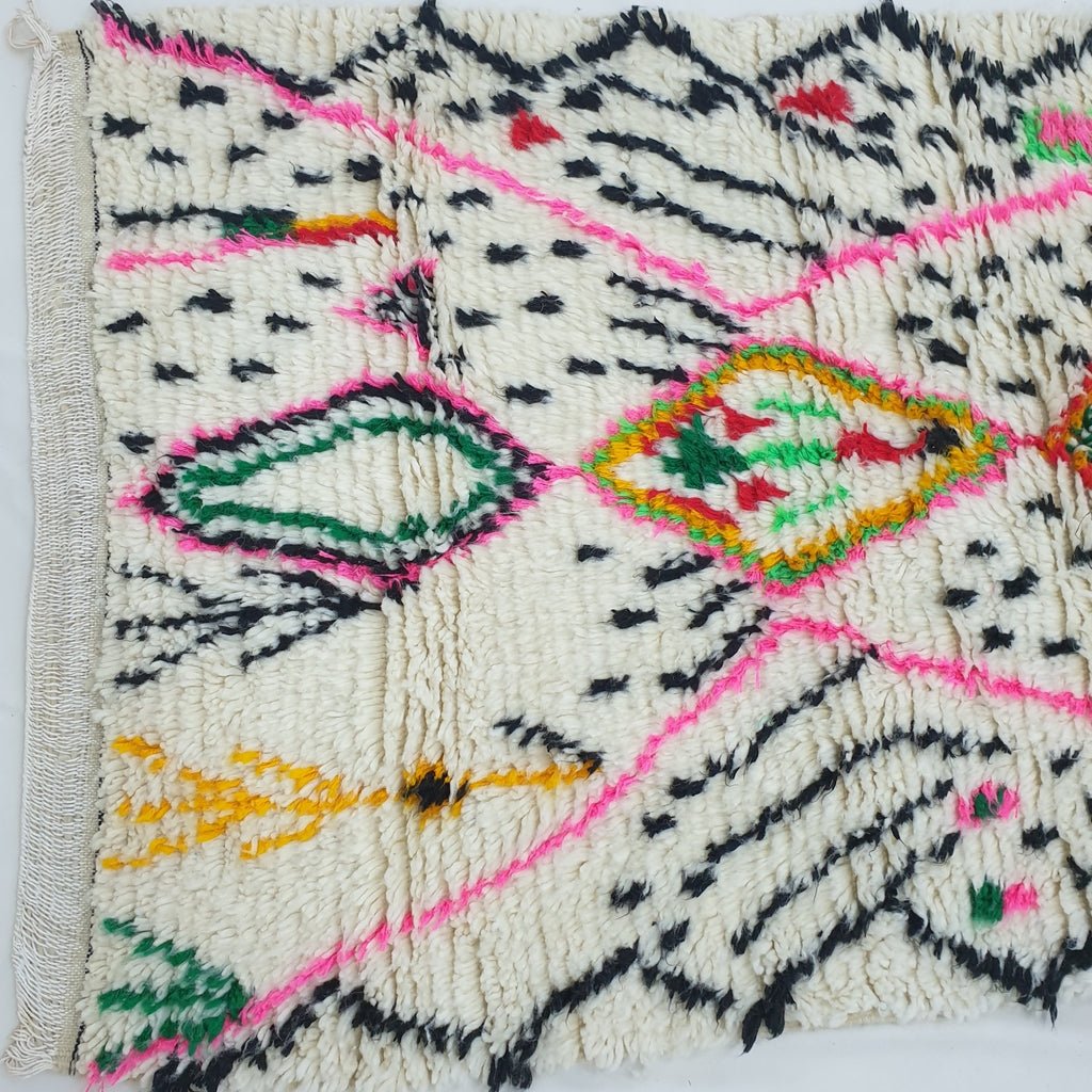 Moroccan White Rug Azilal | SHLILIH | 5'2x3'3 Ft | 1,6x1 m | 100% wool handmade - OunizZ