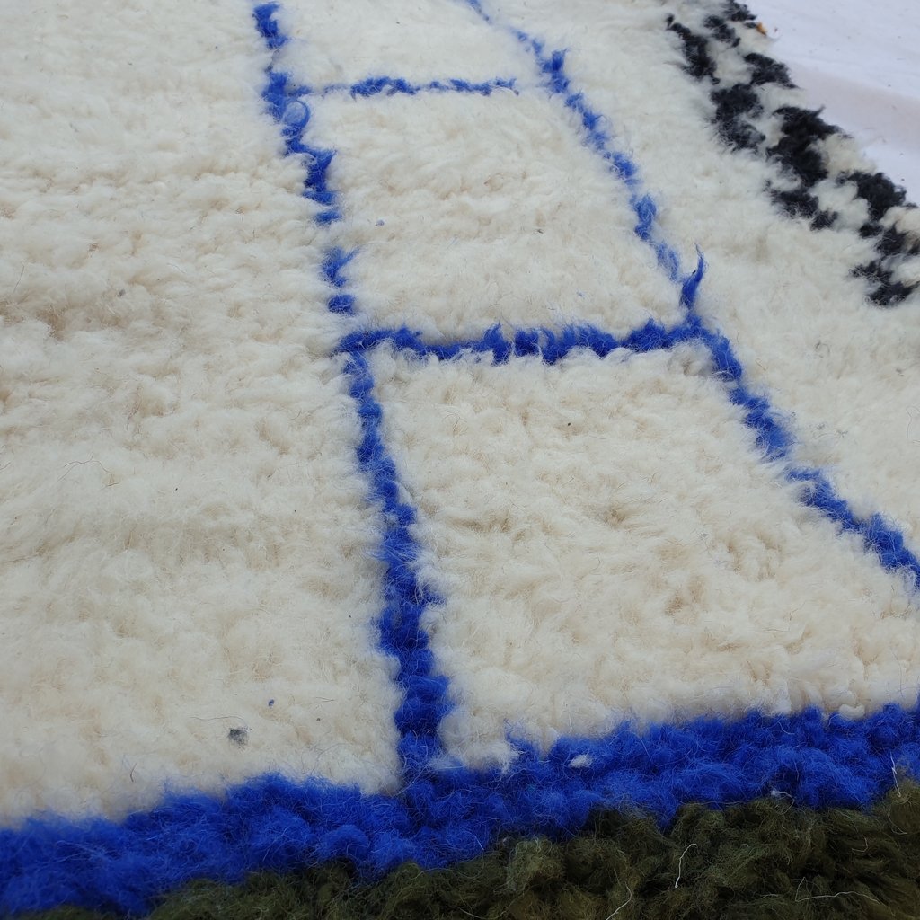 SLILIM | 10'5x6'8 Ft | 3,2x2 m | Moroccan Beni Ourain Rug | 100% wool handmade - OunizZ