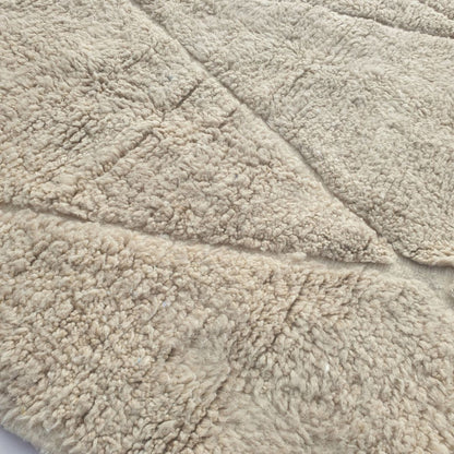 Chaika - Tapis Beni Ouarain Ivoire Beige - Treillage Losange Sculpte Relief Tapis Berbere Marocain | 207x281 cm