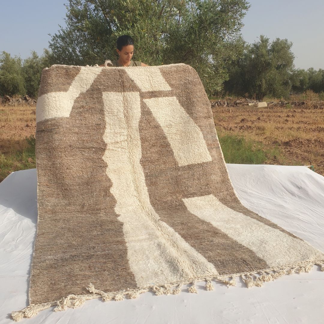 Falaya - Beni Ourain Rug with Brown Field and Bold Sweeping Ivory Colorblock Shapes - Handwoven Berber Carpet | 6'6"x9'5" Ft | 198x288 cm