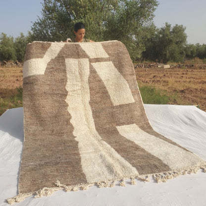 Falaya - Beni Ourain Rug with Brown Field and Bold Sweeping Ivory Colorblock Shapes - Handwoven Berber Carpet | 6'6"x9'5" Ft | 198x288 cm