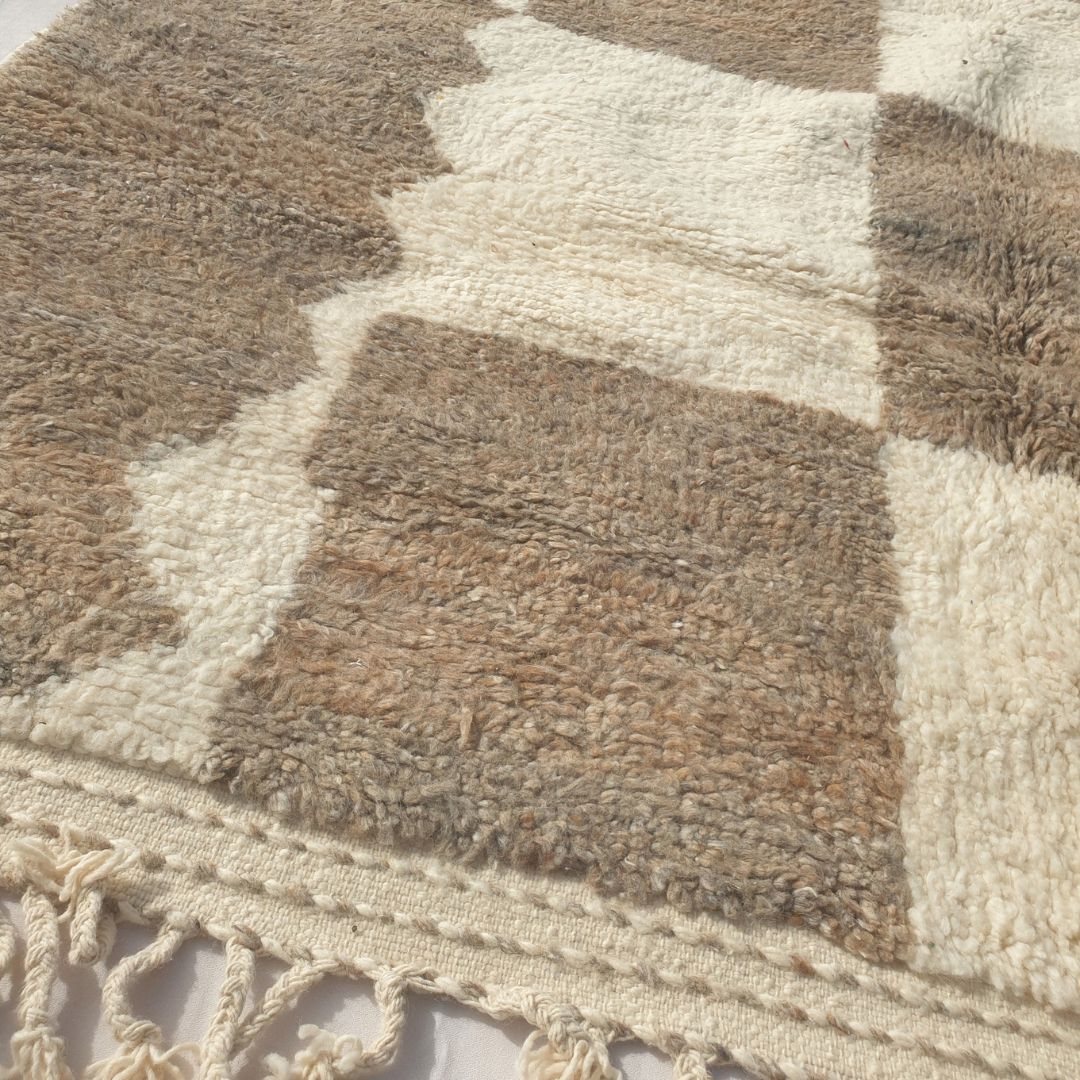Fadima - Beni Ourain Checkerboard Rug in Taupe and Cream Blocks - Handwoven Berber Carpet | 6'8"x10'5" Ft | 204x317 cm