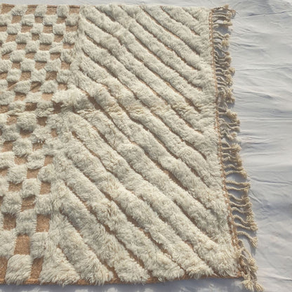 Tatalna - Textured Ivory Beni Ourain Rug with Diagonal Flutes and Checkerboard Relief - Handwoven Berber Carpet | 6'5"x10'2" Ft | 197x310 cm
