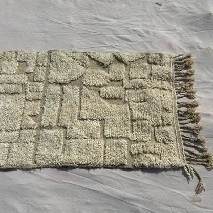 Afonia - Wide Ivory Beni Ourain Runner Rug with Textured Tone-on-Tone Mosaic - Handwoven Berber Carpet | 2'11"x10'4" Ft | 89x317 cm