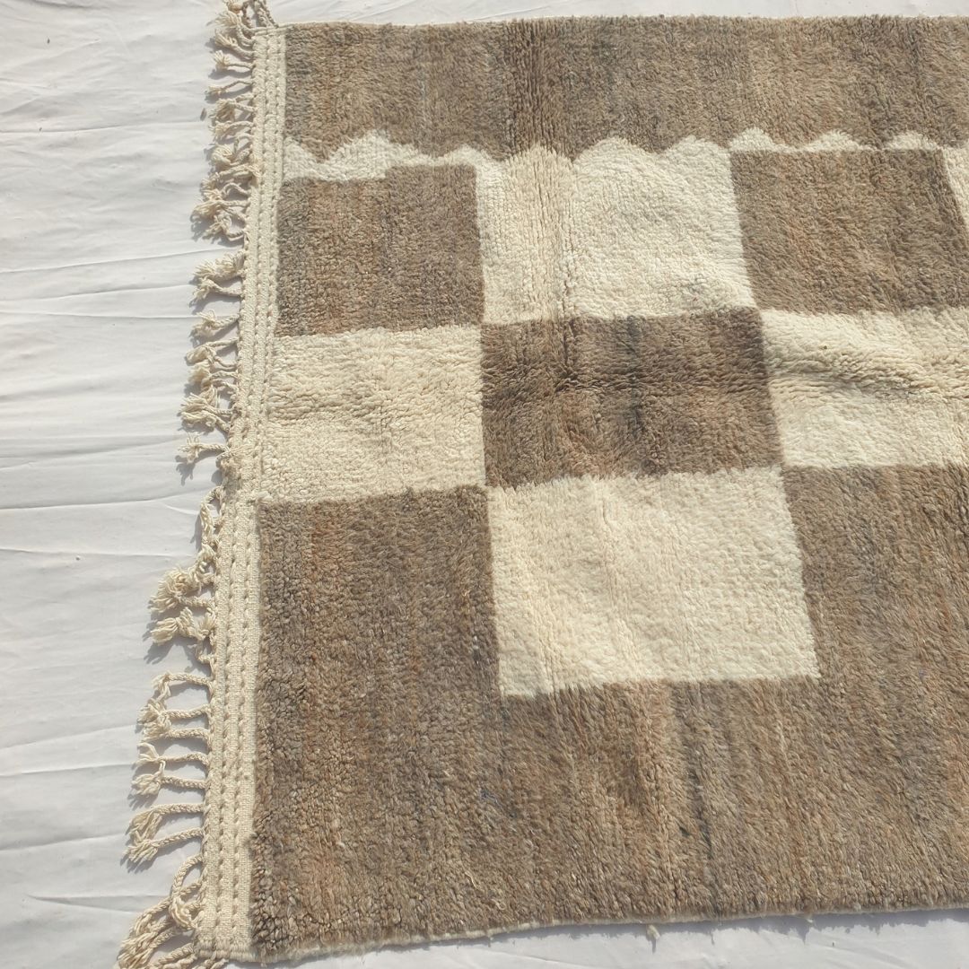 Fadima - Beni Ourain Checkerboard Rug in Taupe and Cream Blocks - Handwoven Berber Carpet | 6'8"x10'5" Ft | 204x317 cm