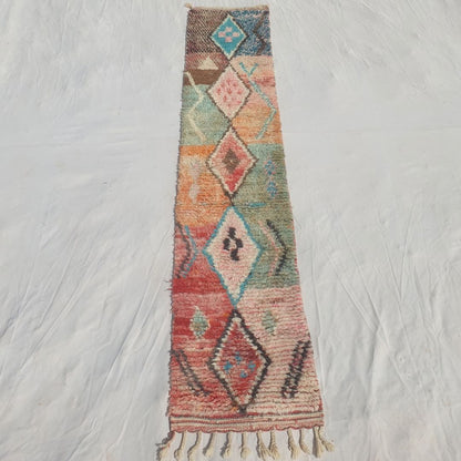 Larguiga - Tapis de Couloir Marocain Pastel Etroit a la Chaine de Medaillons Losanges sur Panneaux de Couleur - Tapis Berbere Tisse Main | 60x300 cm