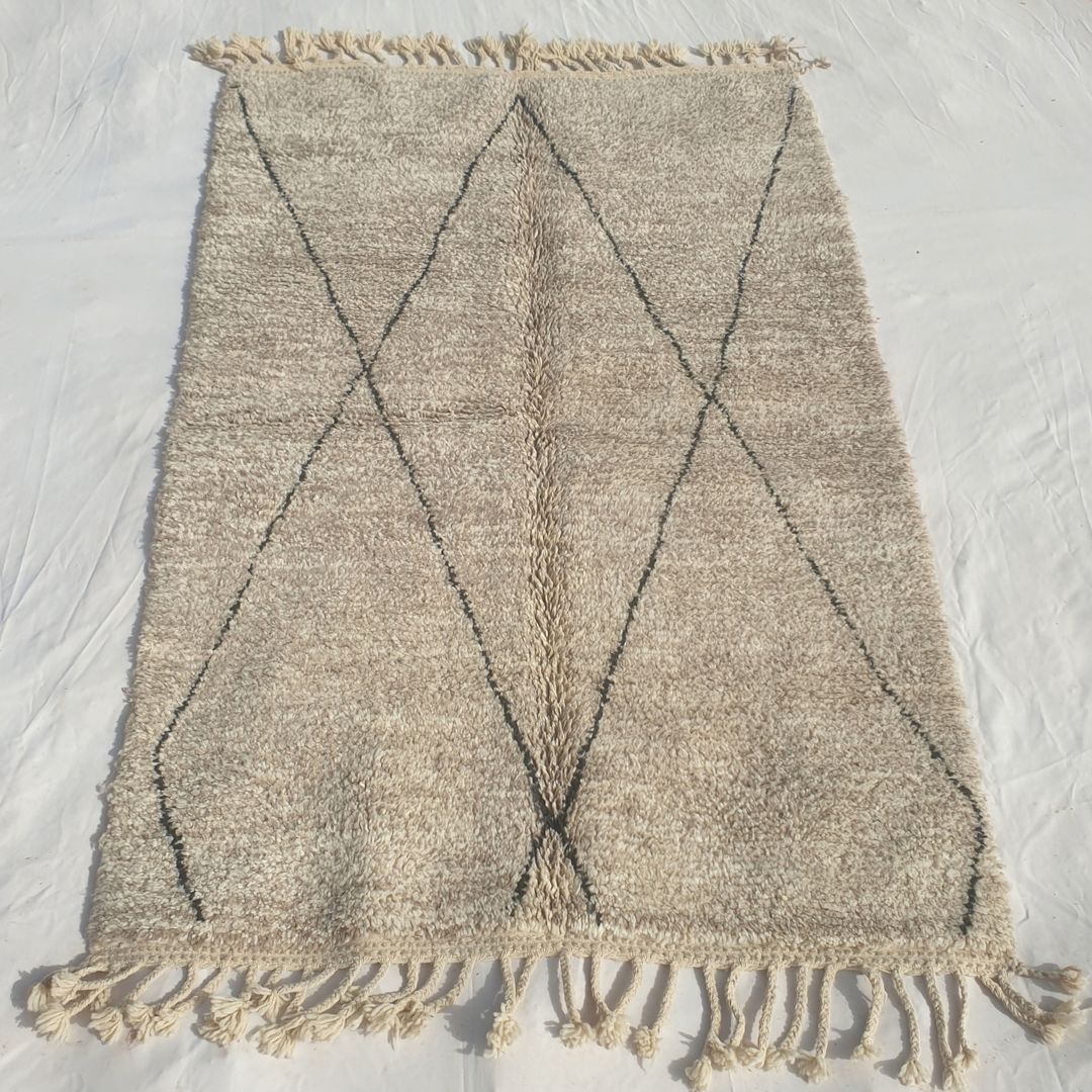 Wirafa - Tapis Beni Ouarain Losange Classique en Avoine - Tapis Berbere Tisse Main | 162x249 cm