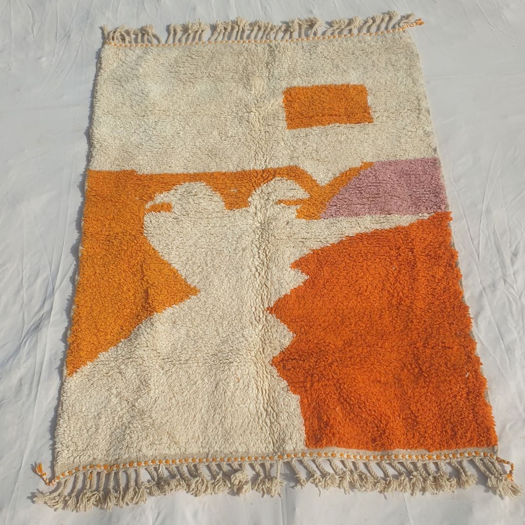 Faytena - Orange & Ivory Abstract Moroccan Rug with Pink Accent - Handwoven Berber Carpet | 5'4"x7'6" Ft | 164x230 cm