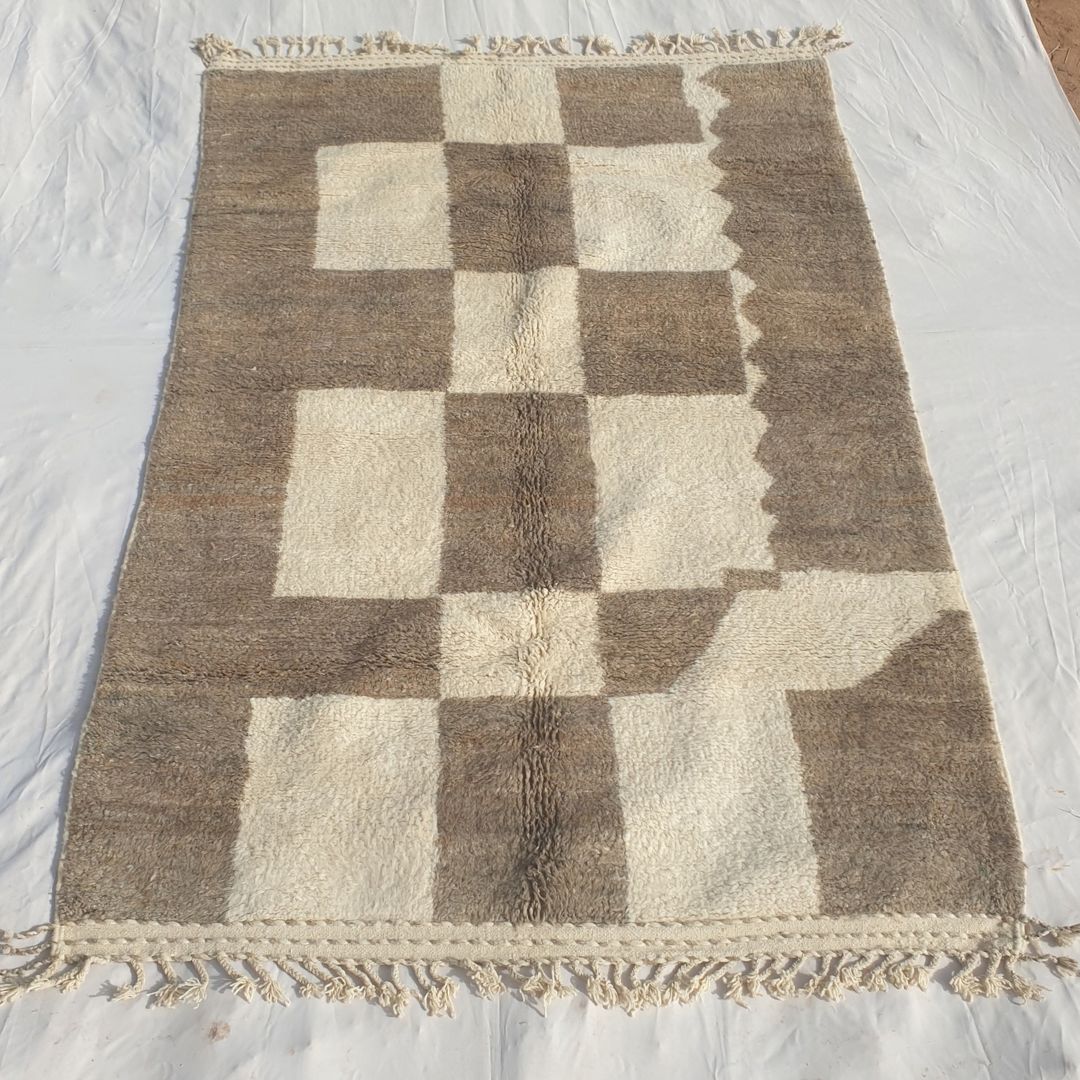 Fadima - Beni Ourain Checkerboard Rug in Taupe and Cream Blocks - Handwoven Berber Carpet | 6'8"x10'5" Ft | 204x317 cm