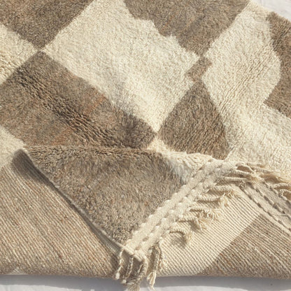 Fadima - Beni Ourain Checkerboard Rug in Taupe and Cream Blocks - Handwoven Berber Carpet | 6'8"x10'5" Ft | 204x317 cm