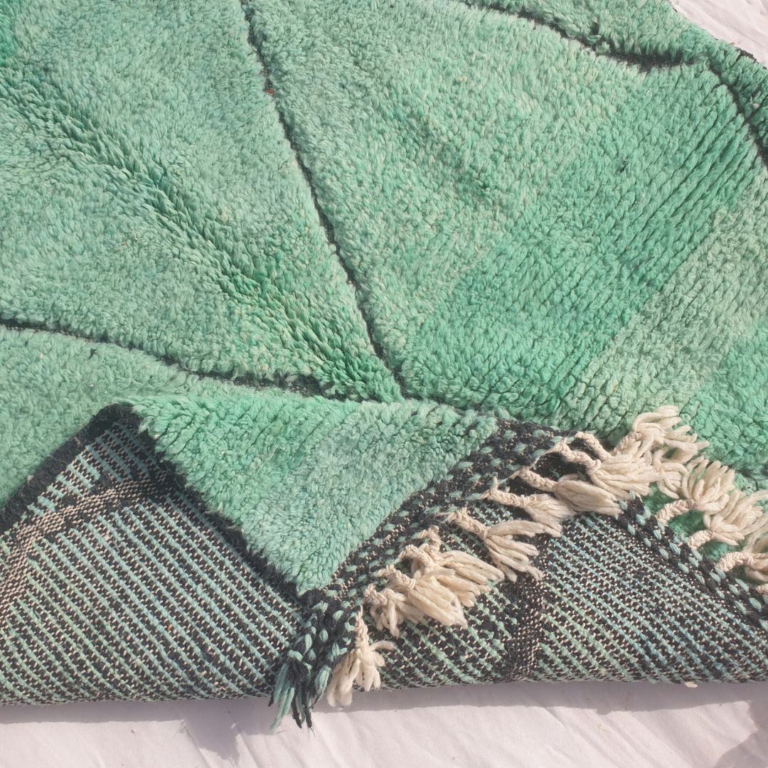 Makhda - Green Beni Ourain Rug with Classic Diamond Lattice - Handwoven Berber Carpet | 5'3"x8'3" Ft | 161x252 cm