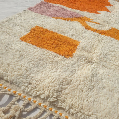 Faytena - Orange & Ivory Abstract Moroccan Rug with Pink Accent - Handwoven Berber Carpet | 5'4"x7'6" Ft | 164x230 cm