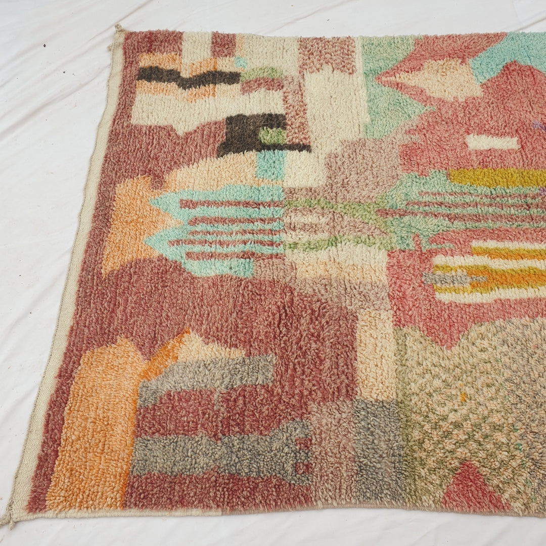 Makyna - Neutral Pastel Moroccan Rug with Soft Muted Abstract Pattern - Handwoven Berber Carpet | 6'5"x10'6" Ft | 195x321 cm