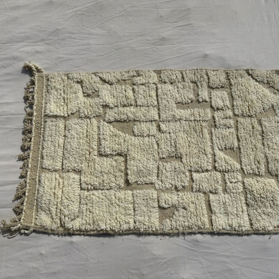 Afonia - Wide Ivory Beni Ourain Runner Rug with Textured Tone-on-Tone Mosaic - Handwoven Berber Carpet | 2'11"x10'4" Ft | 89x317 cm