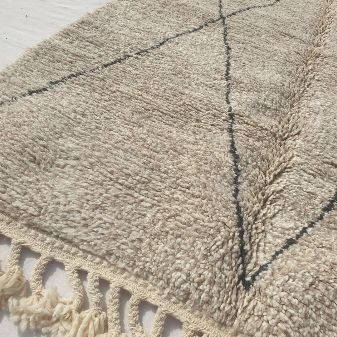 Wirafa - Tapis Beni Ouarain Losange Classique en Avoine - Tapis Berbere Tisse Main | 162x249 cm