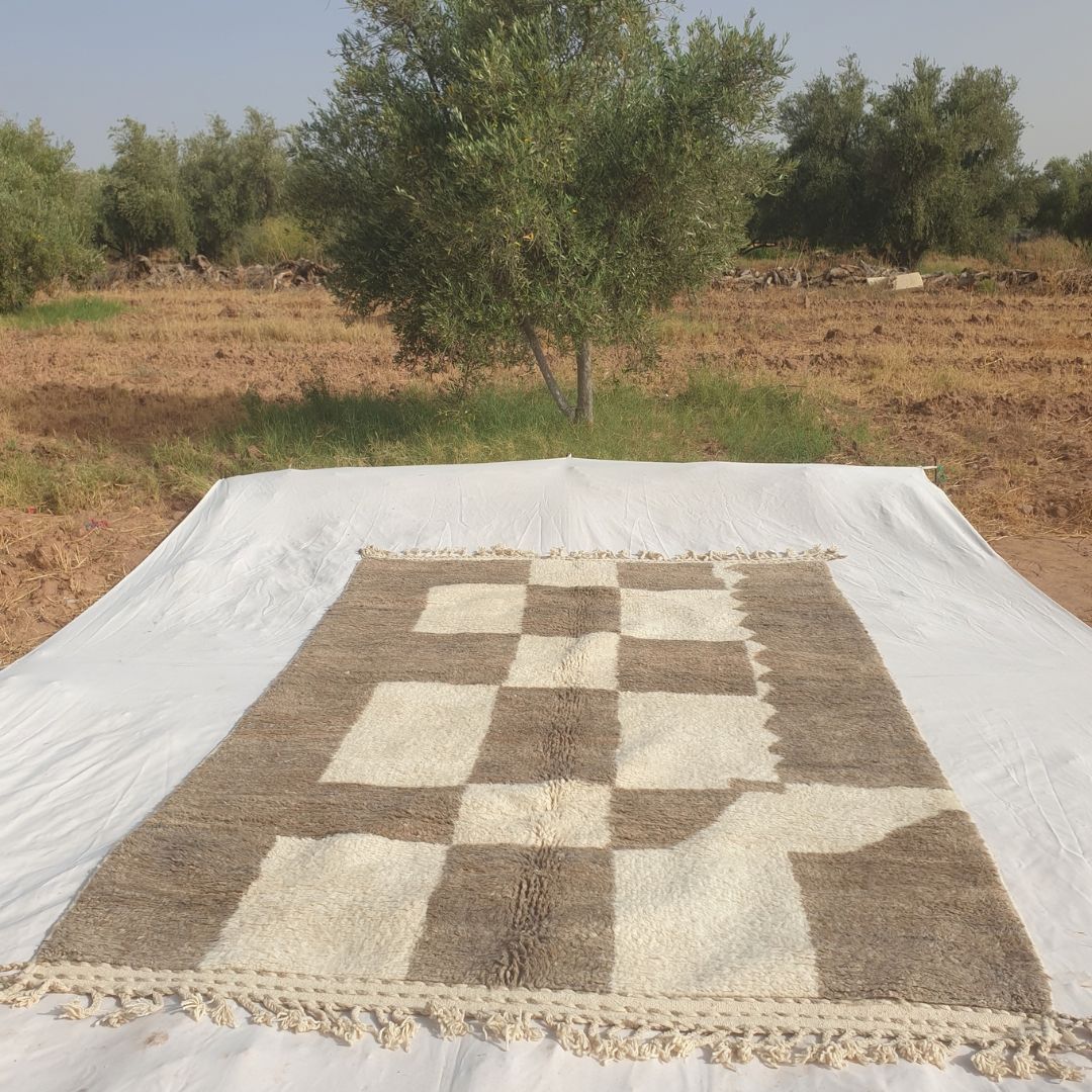 Fadima - Beni Ourain Checkerboard Rug in Taupe and Cream Blocks - Handwoven Berber Carpet | 6'8"x10'5" Ft | 204x317 cm