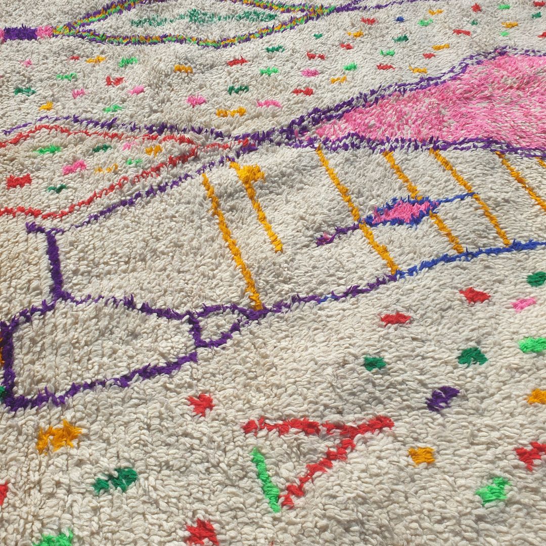 Kafani - Tapis Marocain 200x300 - Tapis Berbère Azilal Blanc Confetti Rose Losange Fait Main en Laine | 195×282 cm