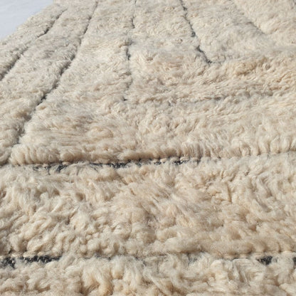 Banita | Ivory Beni Ourain Moroccan Rug 6x10 - Handwoven Ultra - Soft Wool rug | 6'72x10'20 Ft | 205x311 cm - OunizZ
