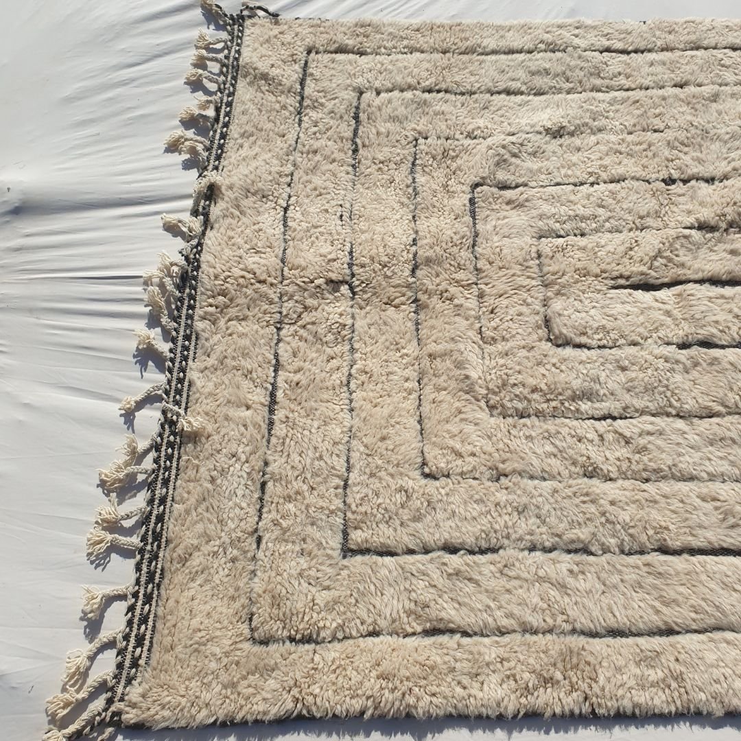 Banita | Ivory Beni Ourain Moroccan Rug 6x10 - Handwoven Ultra - Soft Wool rug | 6'72x10'20 Ft | 205x311 cm - OunizZ