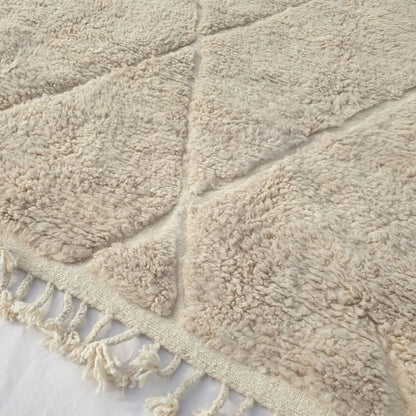 Chaika - Ivory Beige Beni Ourain Rug - Classic Diamond Trellis Carved Relief Moroccan Berber Carpet | 6'9"x9'2" Ft | 207x281 cm - OunizZ