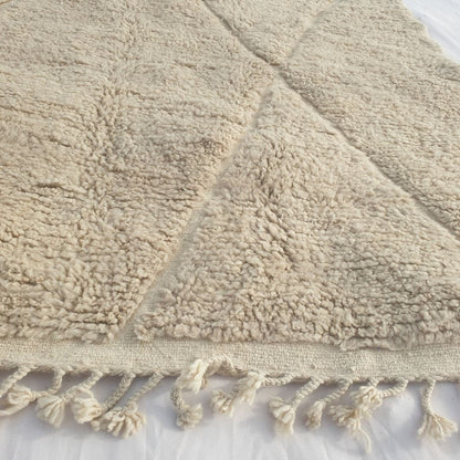 Chaika - Ivory Beige Beni Ourain Rug - Classic Diamond Trellis Carved Relief Moroccan Berber Carpet | 6'9"x9'2" Ft | 207x281 cm - OunizZ