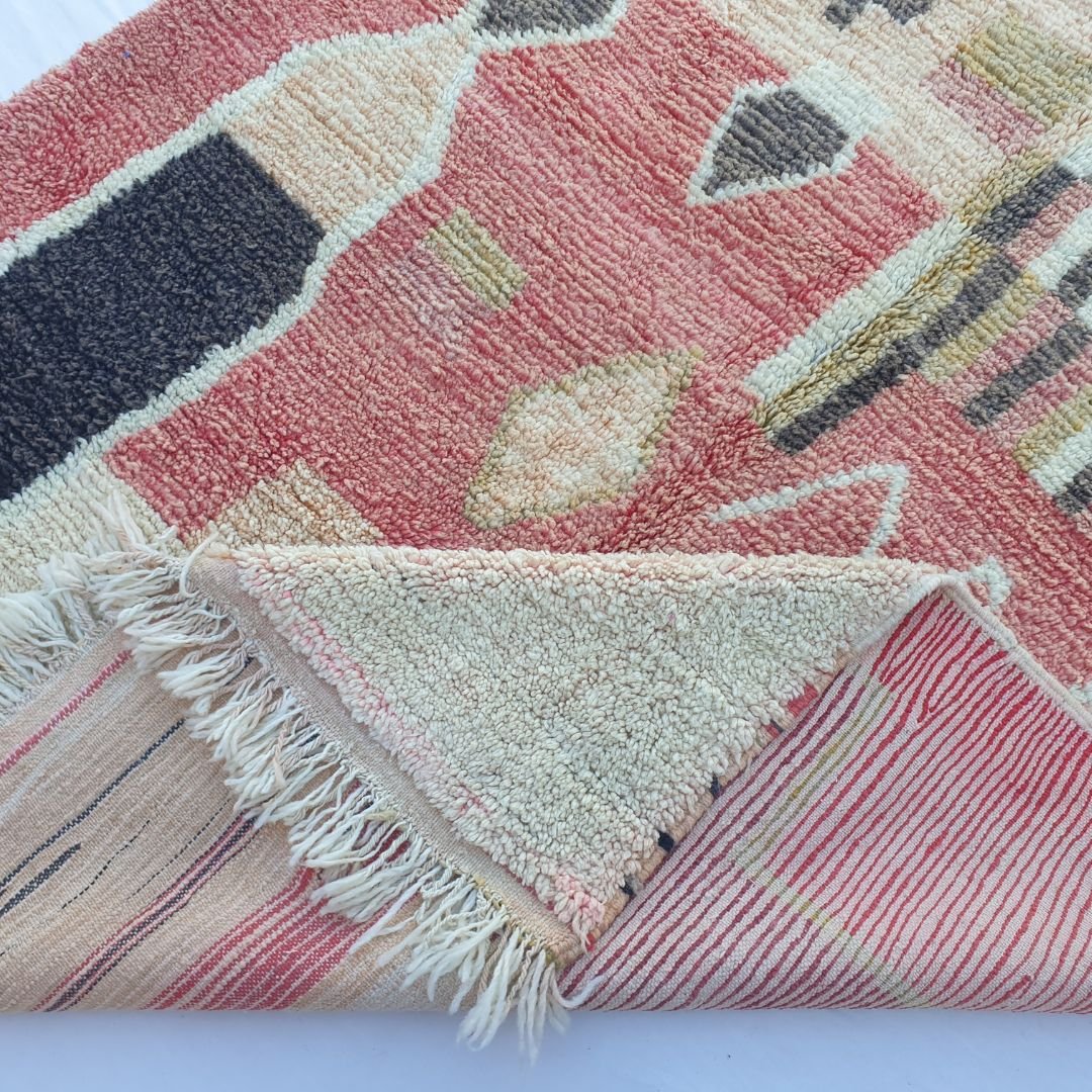 Chalika - Peachy Beige & Red 6x10 Berber Moroccan Rug | Authentic Boujad handmade Moroccan Carpet | 6'75x10'37 Ft | 206x316 cm - OunizZ