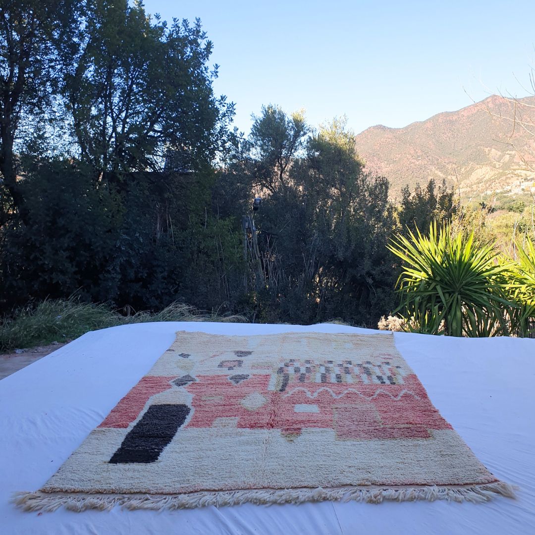 Chalika - Peachy Beige & Red 6x10 Berber Moroccan Rug | Authentic Boujad handmade Moroccan Carpet | 6'75x10'37 Ft | 206x316 cm - OunizZ