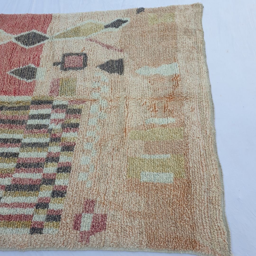 Chalika - Peachy Beige & Red 6x10 Berber Moroccan Rug | Authentic Boujad handmade Moroccan Carpet | 6'75x10'37 Ft | 206x316 cm - OunizZ