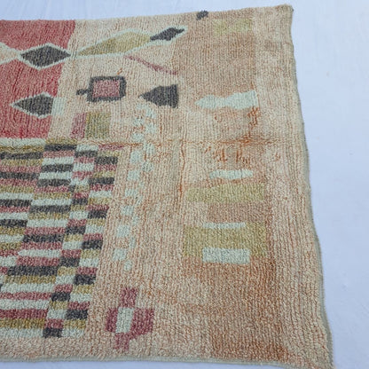 Chalika - Peachy Beige & Red 6x10 Berber Moroccan Rug | Authentic Boujad handmade Moroccan Carpet | 6'75x10'37 Ft | 206x316 cm - OunizZ