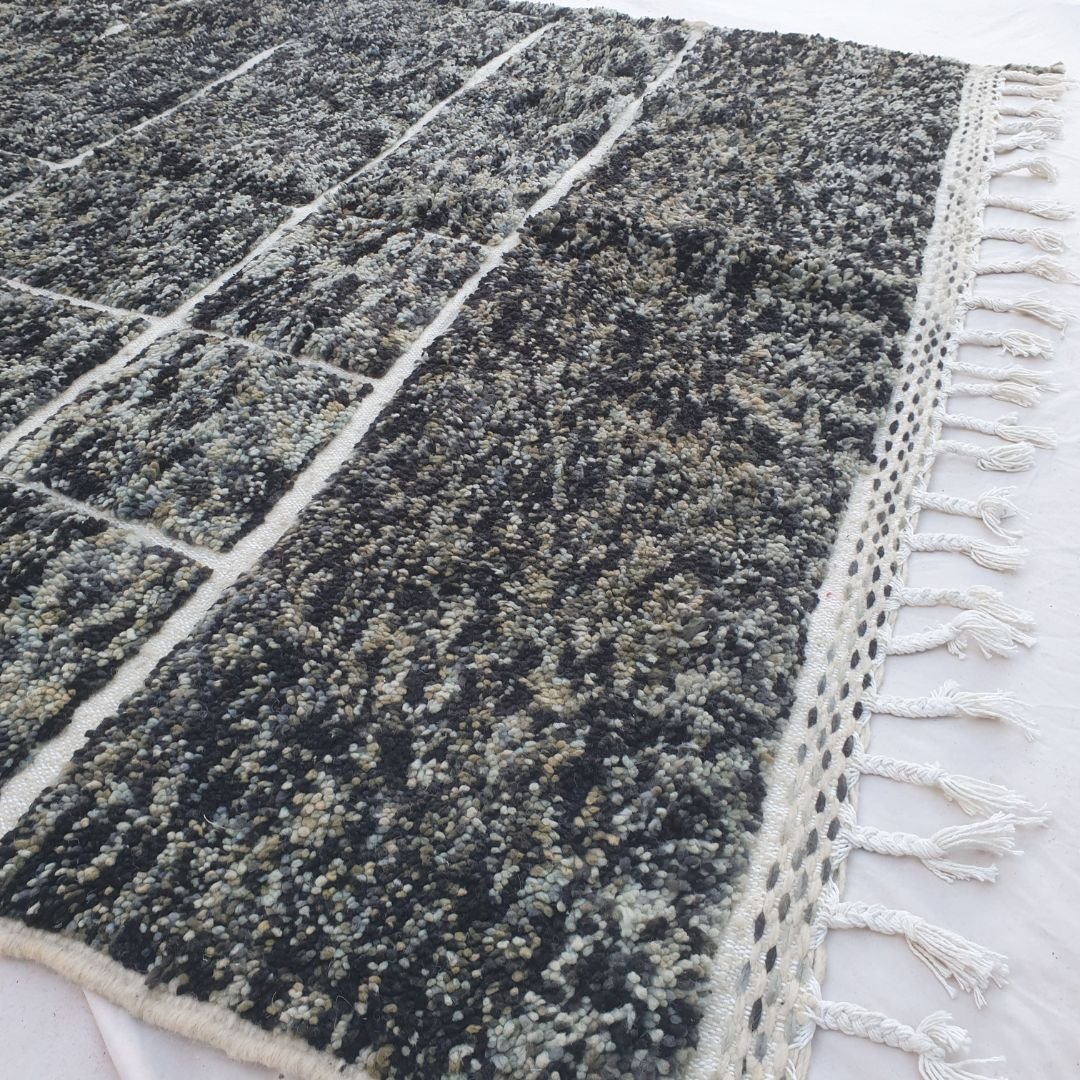 Frakha | Charcoal Black Geometric Beni Ourain Shag Rug 6x9 ft - Handwoven Moroccan Wool Berber Carpet for Modern Living Room | 6'66x9'74 Ft | 203x297 cm - OunizZ