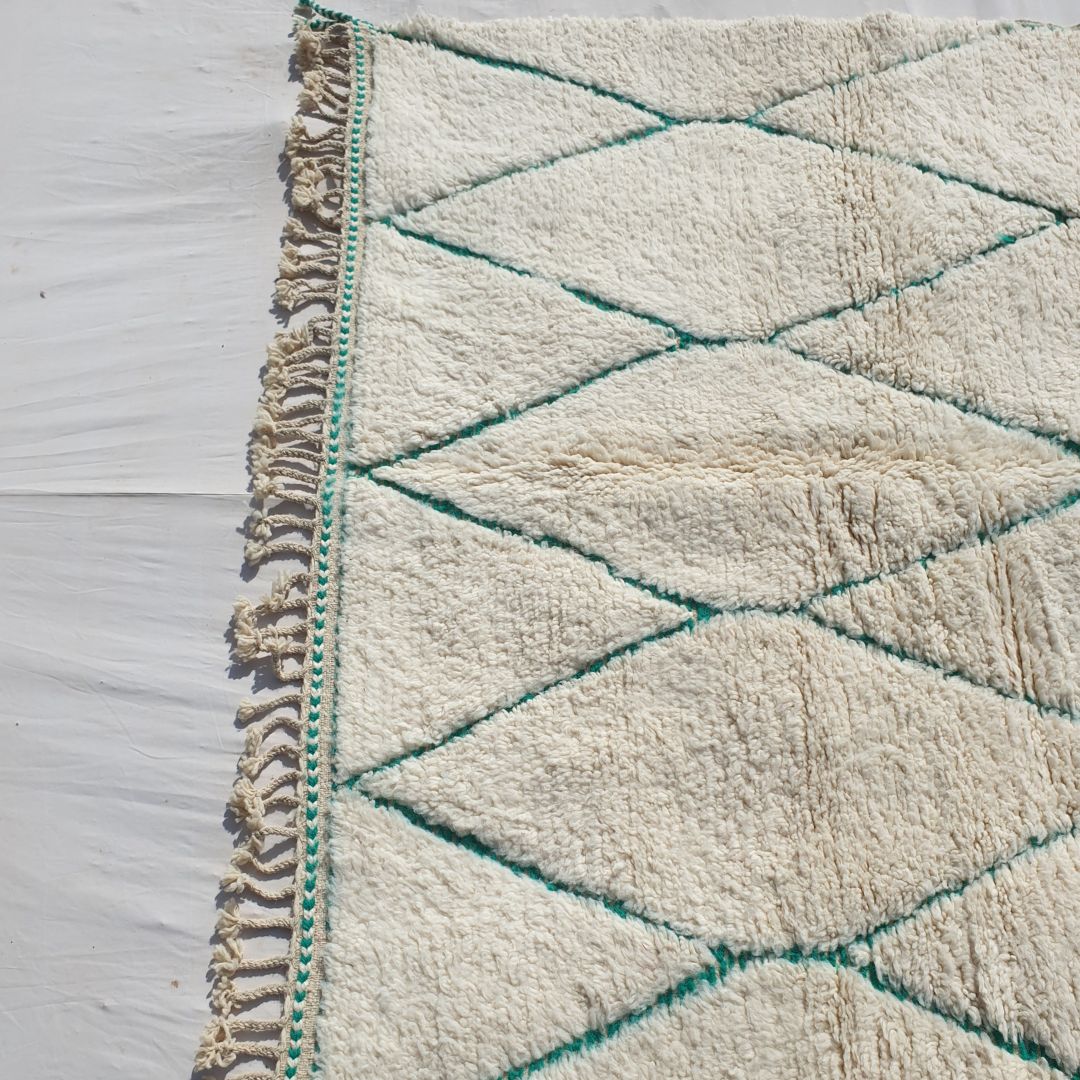 Hadil | White Moroccan rug 6x9 Authentic Ultra Soft Beni Ourain with Green Diamonds | 6'56x9'87 Ft | 200x300 cm - OunizZ