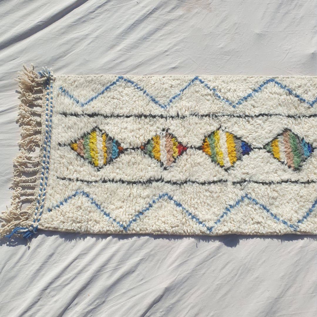 Halat - White Beni Ourain Runner Rug - Multicolor Striped Diamond Column Moroccan Berber Hallway Carpet | 2'5"×9'3" Ft | 75×282 cm - OunizZ