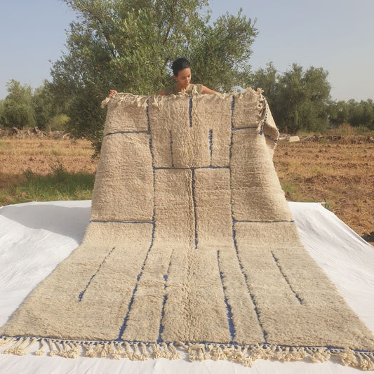 Ifawa - Beni Ourain Rug with Tonal Beige Field and Rare Blue Line Accents - Handwoven Berber Carpet | 6'6"x10'5" Ft | 198x317 cm - OunizZ