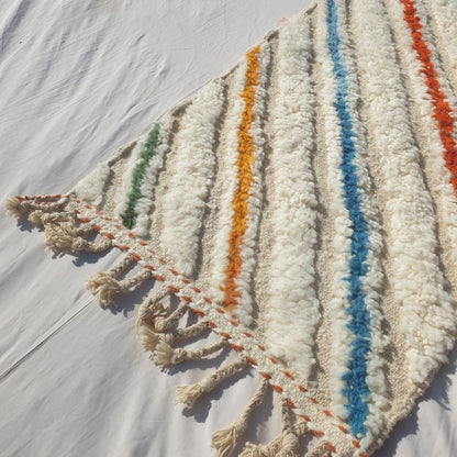 Jonat - White Beni Ourain Runner Rug - Multicolor Diagonal Stripe Moroccan Berber Hallway Carpet | 2'4"x9'8" Ft | 73x296 cm - OunizZ