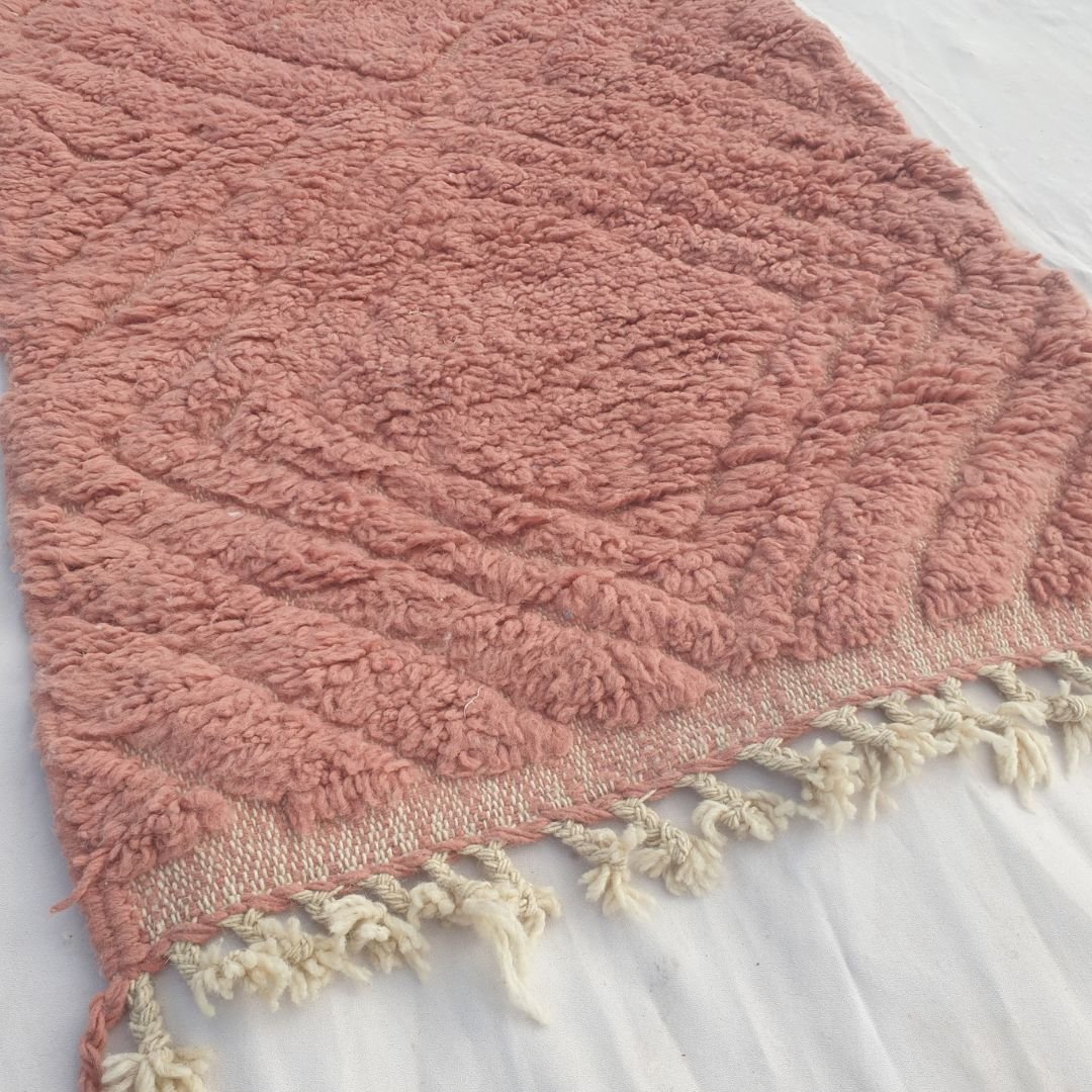Karisa - Terracotta Rose Pink Beni Ourain Runner Rug - Diagonal Carved Diamond Relief Moroccan Berber Hallway Carpet | 2'10"x10'8" Ft | 88x325 cm - OunizZ