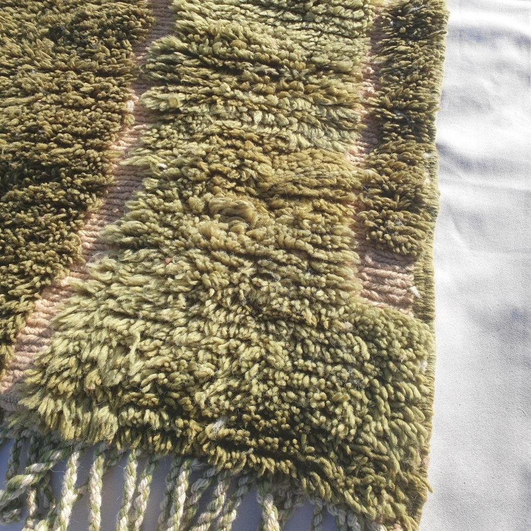 Lonya | Handmade Beni Mrirt Runner Rug 2x10 ft – Plush Olive Green & Pastel Pink Abstract Shag Moroccan Wool Hallway Runner | 2'8"x10'2" Ft | 82x309 cm - OunizZ