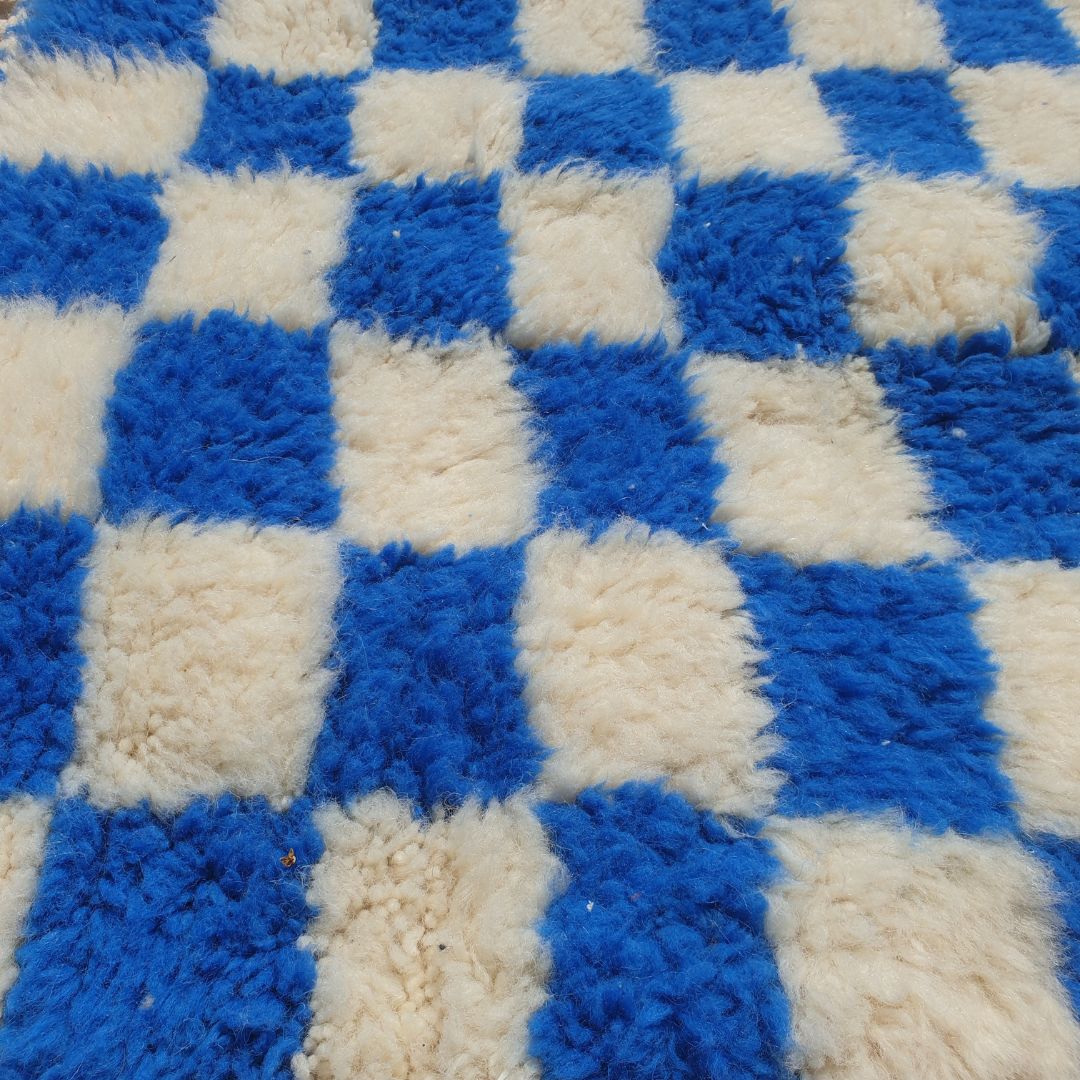 Marjana | Beni Ourain Moroccan Rug 3x5 ft Cobalt Blue Checkered | 3'44x5'12 Ft | 105x156 cm - OunizZ