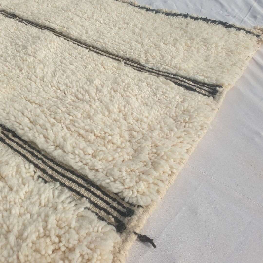 Misla - Ivory Beni Ourain Rug with Black Stripes - Moroccan Berber Carpet | 6'11"x9'3" Ft | 211x284 cm - OunizZ