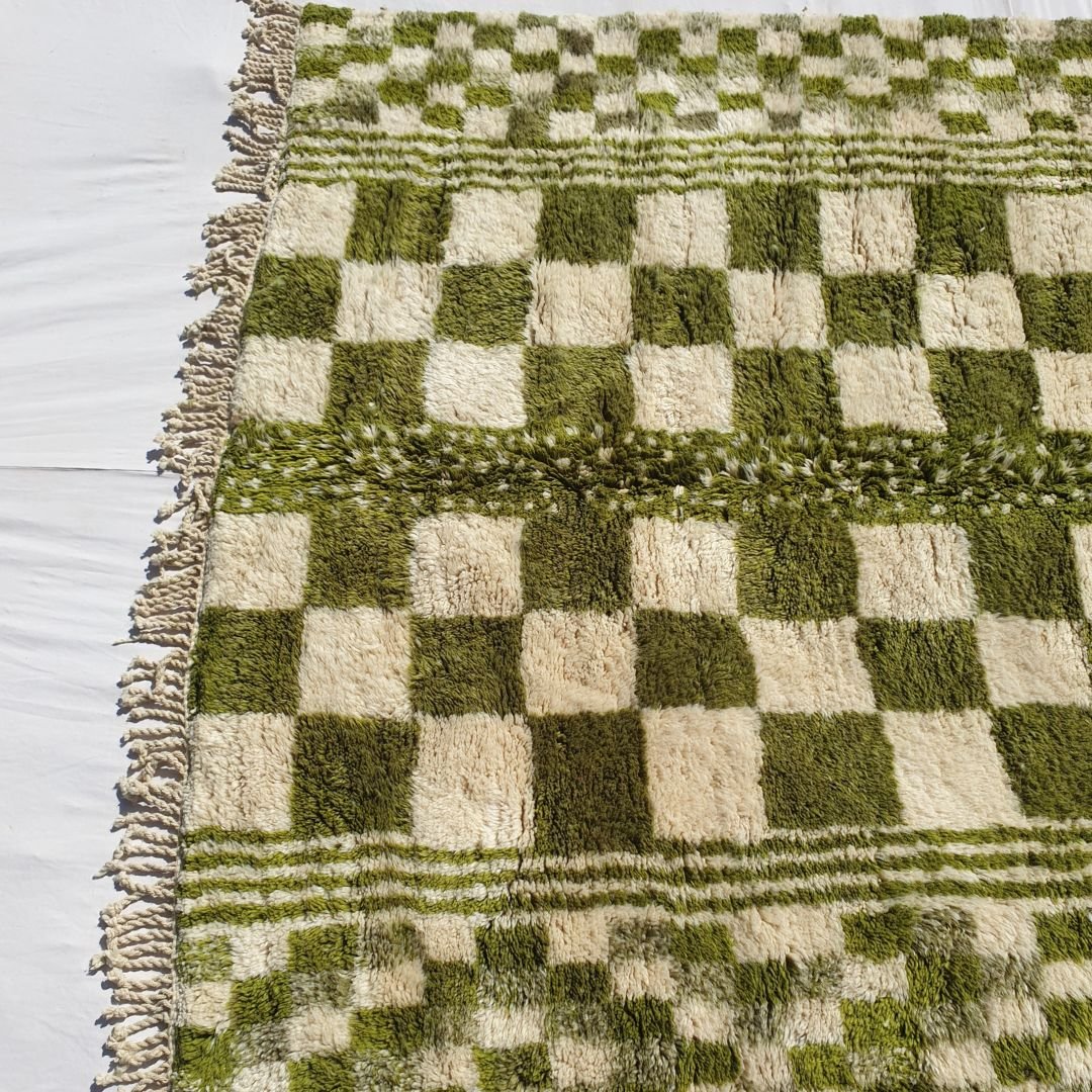 Mouassine | Checkered Olive Green Moroccan Rug 6x9 Beni Ourain Ultra Soft | Authentic Berber wool Beni Rug | 6'46x9'61 Ft | 197x293 cm - OunizZ