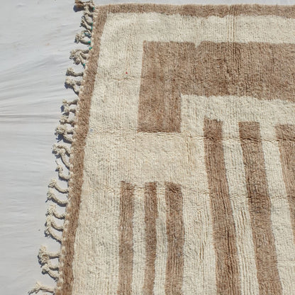 Nimla | Moroccan Beni rug White & Beige 6x10 | Ultra Soft Beni Ouarain | 10x6'76 Ft | 305x205 cm - OunizZ