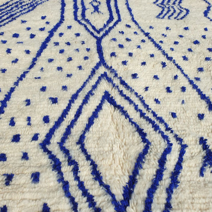 Nirjas - White & Blue Moroccan Rug Azilal | Authentic Handmade Berber Rug | 6'x10'17 ft | 183x310 cm - OunizZ